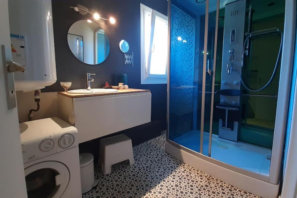 La Maison Bleue De Doudou - Coeur De Village Castéra-Verduzan Exteriör bild